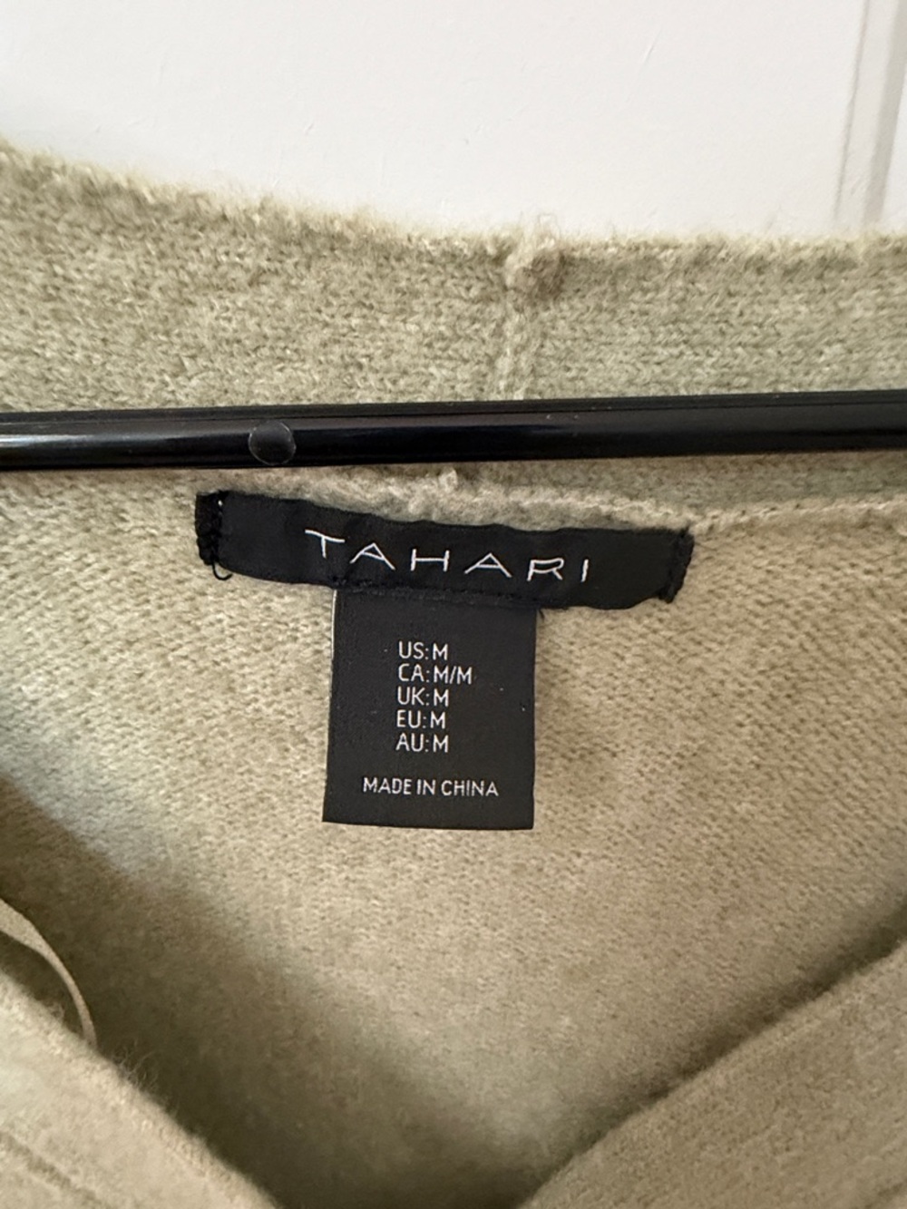 Tahari Olive Green V-Neck Button Front Women's Sweater Cardigan - Picture 2 of 3